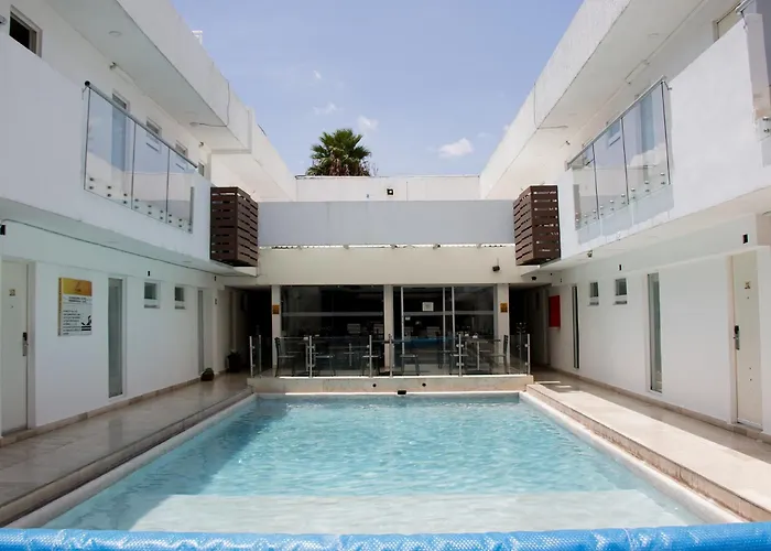 Hotel St. George